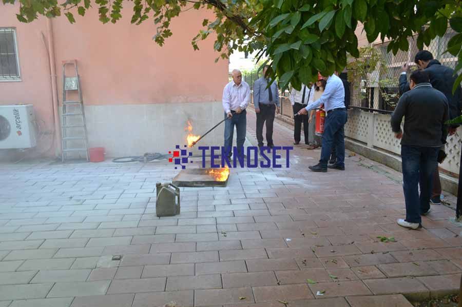 Yangın Güvenliği Sorumlusunun Görevleri Nelerdir? - Teknoset Yangın ve Güvenlik